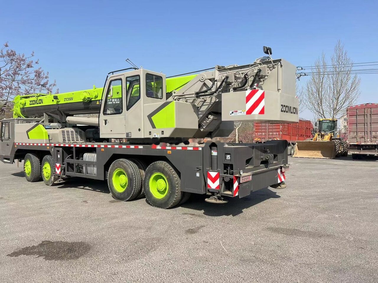 Zoomlion ZTC500V ZTC350 QY50D ZTC1000 - Autódaru: 4 kép. Zoomlion ZTC500V ZTC350 QY50D ZTC1000 - Autódaru: 4 kép.