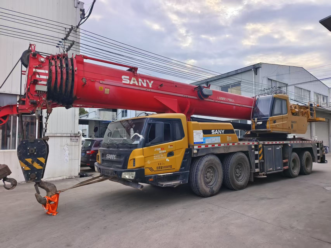 Sany xcmg zoomlion 25ton 50 ton 80ton 100 ton 200 ton 600ton - Autódaru: 1 kép. Sany xcmg zoomlion 25ton 50 ton 80ton 100 ton 200 ton 600ton - Autódaru: 1 kép.