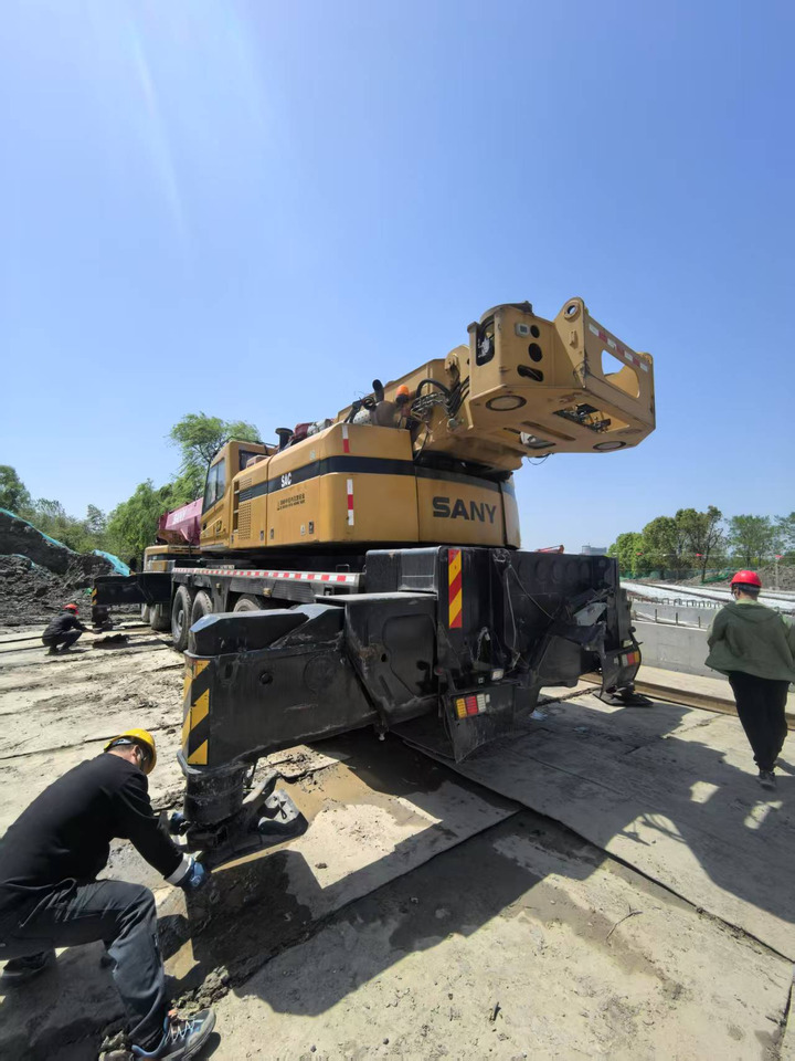 Sany xcmg zoomlion stc sac QY - Autódaru: 3 kép. Sany xcmg zoomlion stc sac QY - Autódaru: 3 kép.