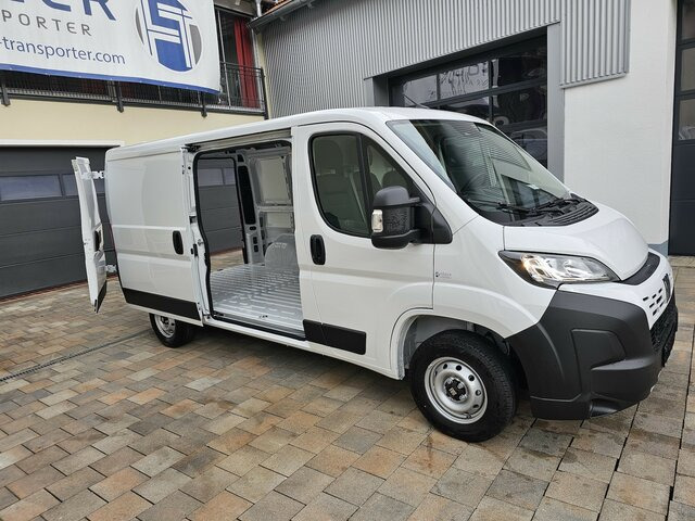 Kis furgon FIAT Ducato 120 L2H1 Premium Kabine + Visibility: 39 kép.