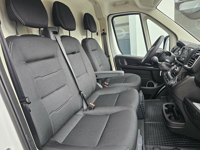 Kis furgon FIAT Ducato 120 L2H1 Premium Kabine + Visibility: 15 kép.