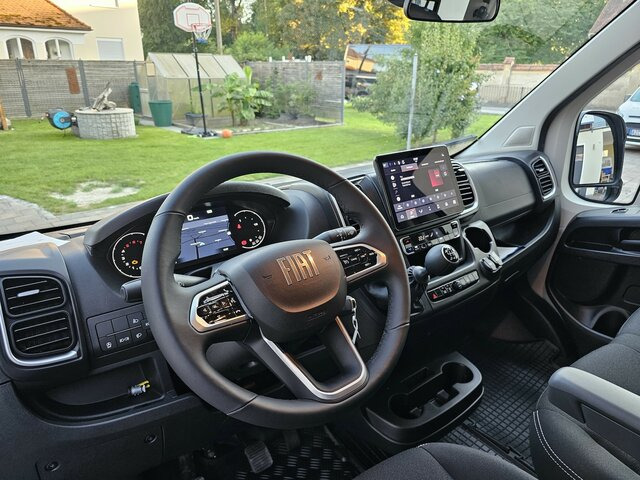 FIAT Ducato 140 DOKA Pritsche 2,9 Navi 10' v.Cockpit - Platós kisteherautó, Duplakabinos kisteherautó: 2 kép. FIAT Ducato 140 DOKA Pritsche 2,9 Navi 10' v.Cockpit - Platós kisteherautó, Duplakabinos kisteherautó: 2 kép.