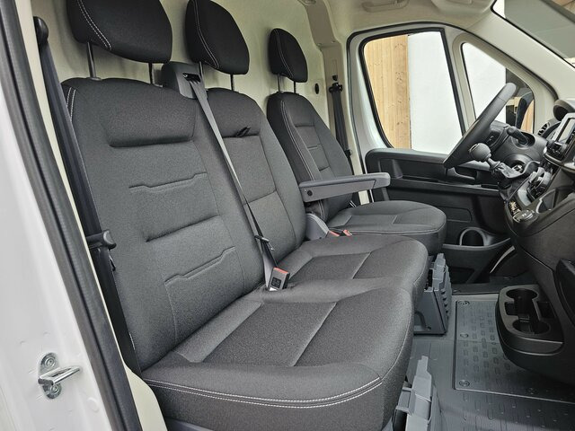 Kis furgon FIAT Ducato 30 120 Serie10-9.2 Modell 2025 L2H1 PDC: 16 kép.