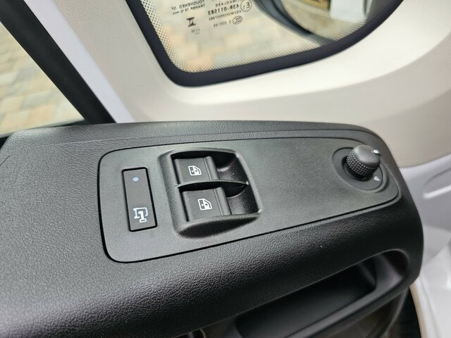 Kis furgon FIAT Ducato 30 120 Serie10-9.2 Modell 2025 L2H1 PDC: 39 kép.
