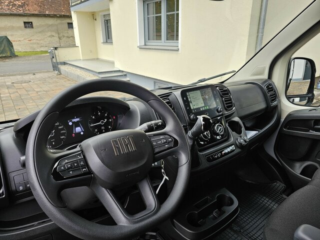FIAT Ducato 35 Automatik AT L2H2 Voll-LED 260°... - Furgon: 3 kép. FIAT Ducato 35 Automatik AT L2H2 Voll-LED 260°... - Furgon: 3 kép.