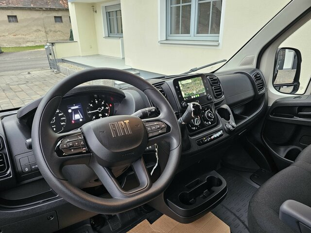FIAT Ducato 35 Automatik L3H2 13m³ LED 260° CarPlay... - Furgon: 3 kép. FIAT Ducato 35 Automatik L3H2 13m³ LED 260° CarPlay... - Furgon: 3 kép.