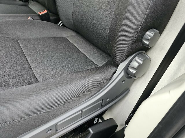 FIAT Ducato 35 L3H2 13m³ Klima Temp 260° Kamera PDC... - Furgon: 2 kép. FIAT Ducato 35 L3H2 13m³ Klima Temp 260° Kamera PDC... - Furgon: 2 kép.