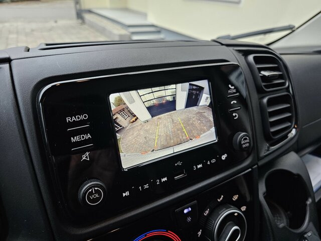 Furgon FIAT Ducato 35 MAXI 180 Serie10-9.2 Modell 2025 L2H2...: 8 kép.