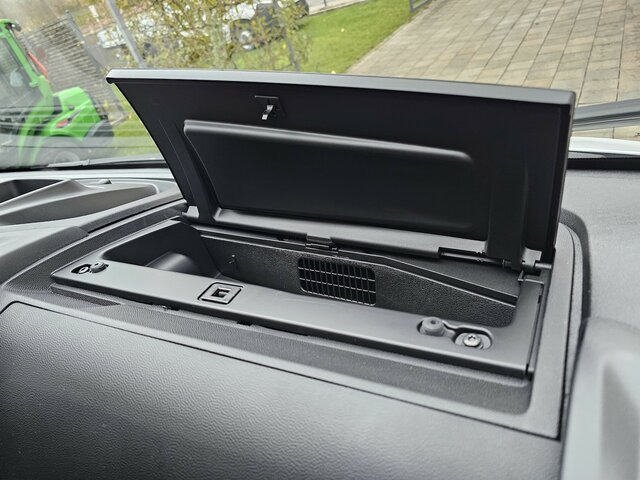 Furgon FIAT Ducato 35 MAXI 180 Serie10-9.2 Modell 2025 L2H2...: 20 kép.