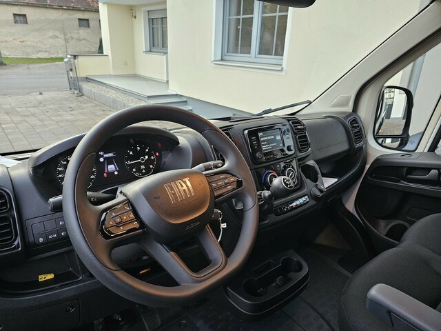 FIAT Ducato 35 MAXI L5H3 L4H3 17m³ 180PS Visibility... - Furgon: 3 kép. FIAT Ducato 35 MAXI L5H3 L4H3 17m³ 180PS Visibility... - Furgon: 3 kép.