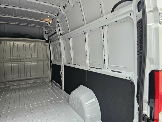 Furgon FIAT Ducato 35 MAXI L5H3 L4H3 L5H3 17m³ 180PS: 27 kép.