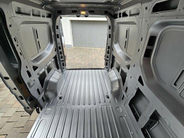 RENAULT Master L2H2 170 Neues Modell 10'' Navi Kamera... lízing RENAULT Master L2H2 170 Neues Modell 10'' Navi Kamera...: 30 kép.