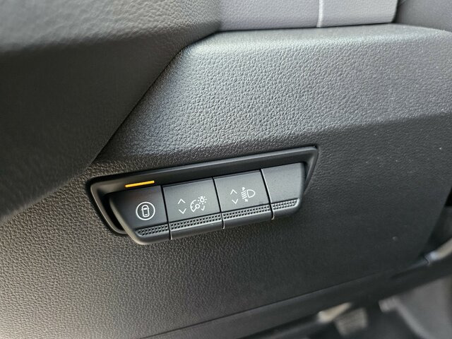 RENAULT Master L2H2 170 Neues Modell 10'' Navi Kamera - Furgon: 3 kép. RENAULT Master L2H2 170 Neues Modell 10'' Navi Kamera - Furgon: 3 kép.