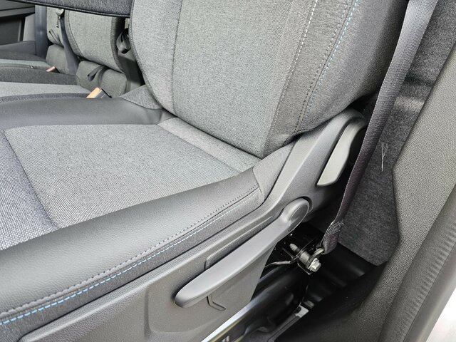 RENAULT Master L2H2 170 Neues Modell 10'' Navi Kamera - Furgon: 2 kép. RENAULT Master L2H2 170 Neues Modell 10'' Navi Kamera - Furgon: 2 kép.