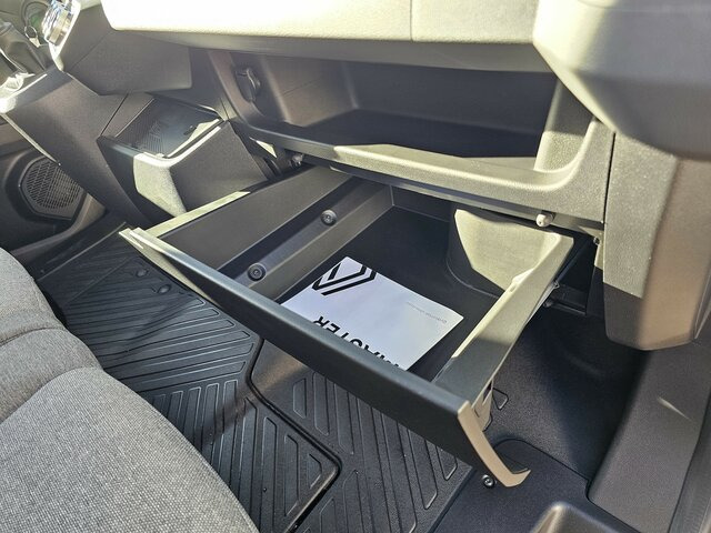 Új Furgon RENAULT Master L3H2 170 Neues Modell 10'' Navi Kamera...: 22 kép. Új Furgon RENAULT Master L3H2 170 Neues Modell 10'' Navi Kamera...: 22 kép.