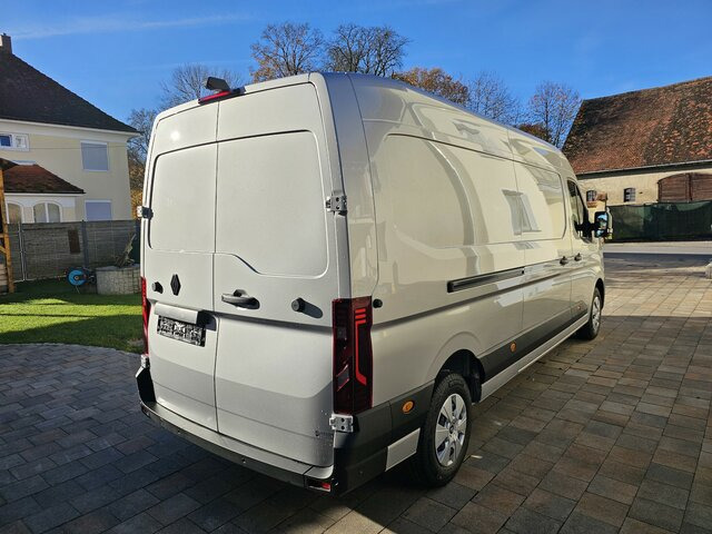 Új Furgon RENAULT Master L3H2 170 Neues Modell 10'' Navi Kamera...: 34 kép. Új Furgon RENAULT Master L3H2 170 Neues Modell 10'' Navi Kamera...: 34 kép.
