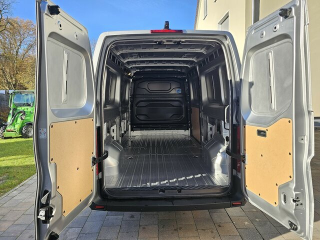 Új Furgon RENAULT Master L3H2 170 Neues Modell 10'' Navi Kamera...: 27 kép. Új Furgon RENAULT Master L3H2 170 Neues Modell 10'' Navi Kamera...: 27 kép.