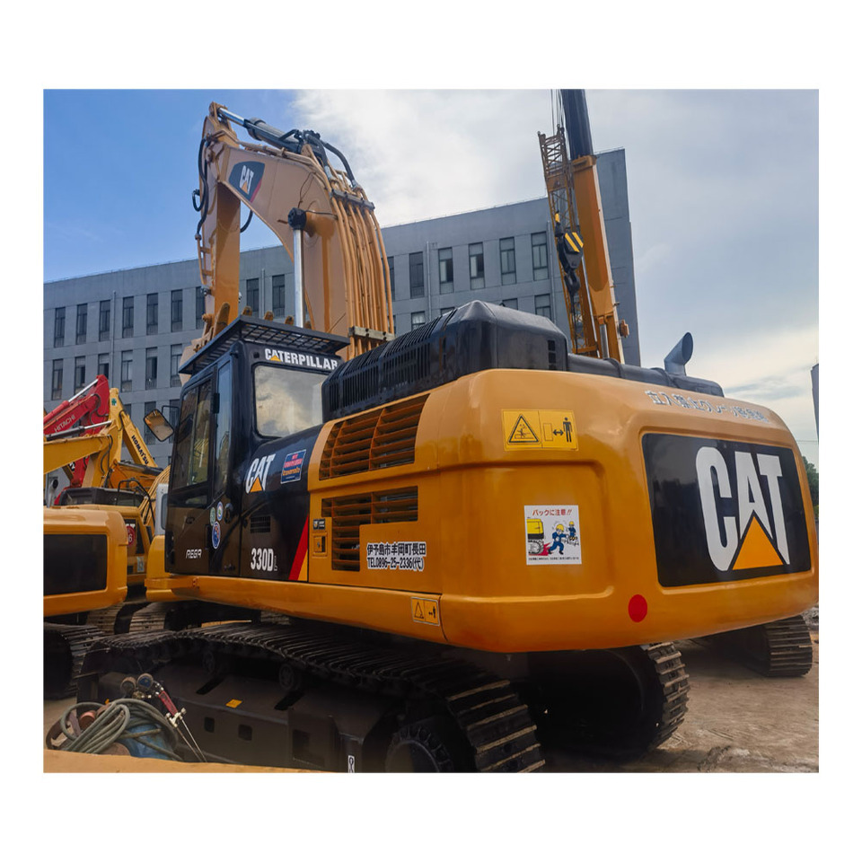 CAT 330DL excavator - Lánctalpas kotró: 1 kép. CAT 330DL excavator - Lánctalpas kotró: 1 kép.
