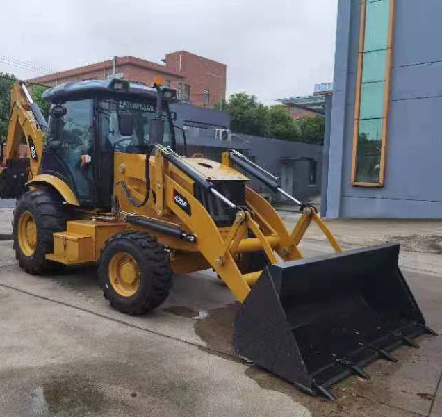 CAT 420F Backhoe Loader - Kotrórakodó: 5 kép. CAT 420F Backhoe Loader - Kotrórakodó: 5 kép.
