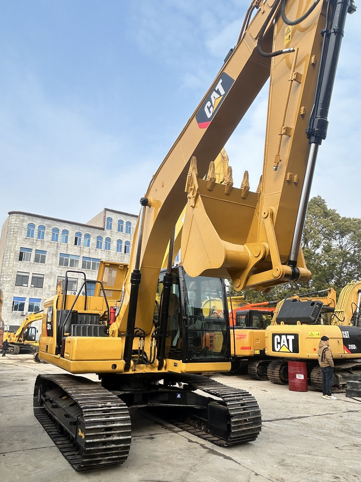CATERPILLAR CAT 320GC CRAWLER EXCAVATOR - Lánctalpas kotró: 5 kép. CATERPILLAR CAT 320GC CRAWLER EXCAVATOR - Lánctalpas kotró: 5 kép.