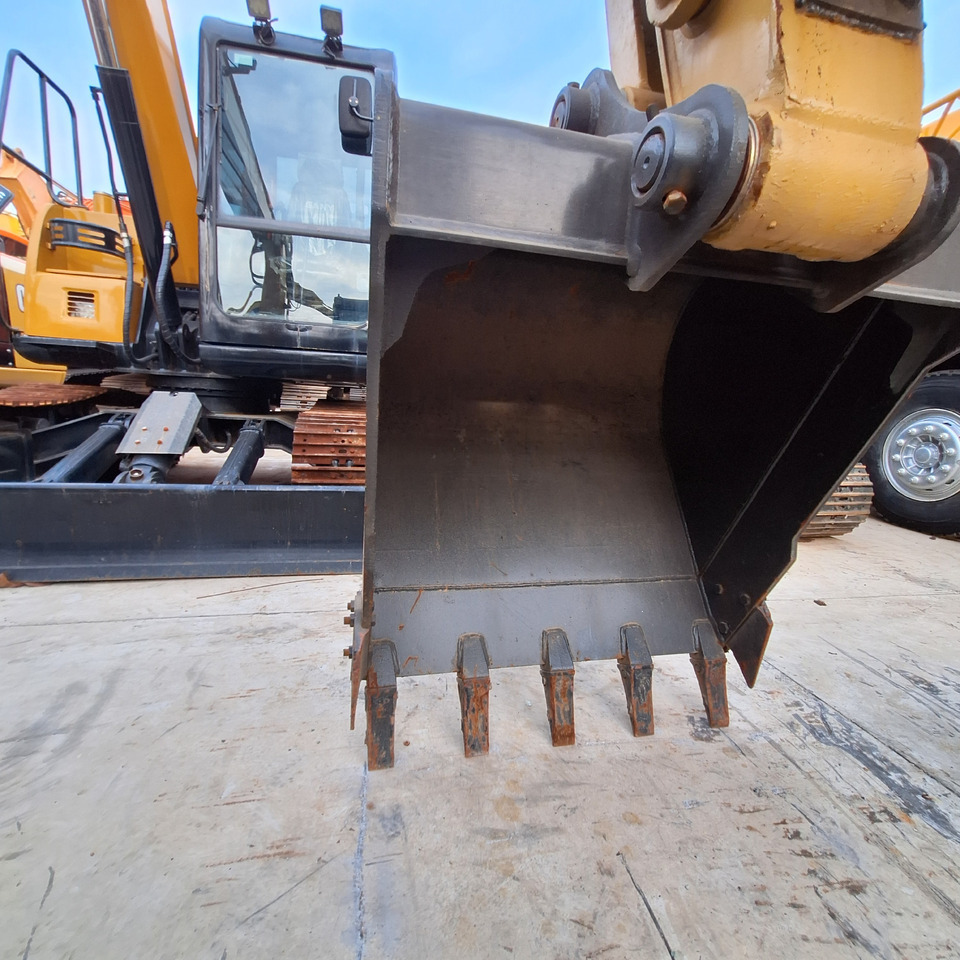 Cat 308e2 Excavator - Lánctalpas kotró: 5 kép. Cat 308e2 Excavator - Lánctalpas kotró: 5 kép.