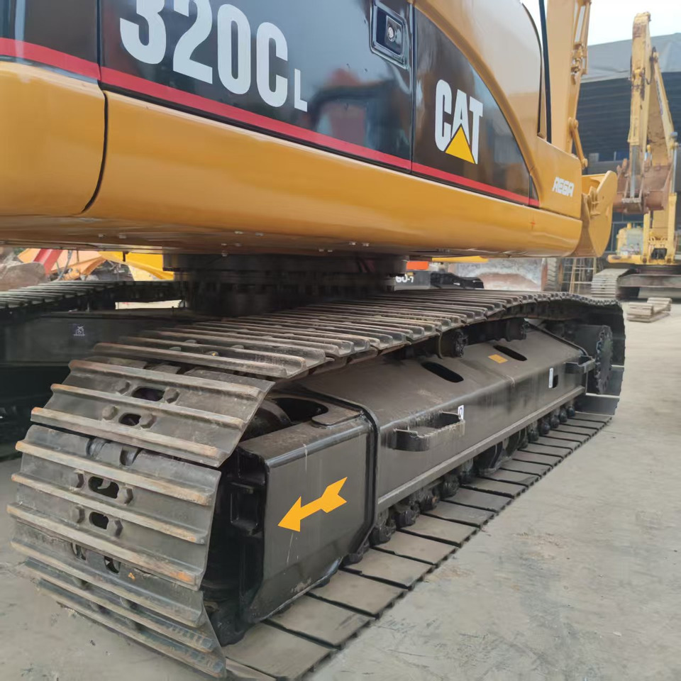 Cat 320cl excavator - Lánctalpas kotró: 3 kép. Cat 320cl excavator - Lánctalpas kotró: 3 kép.