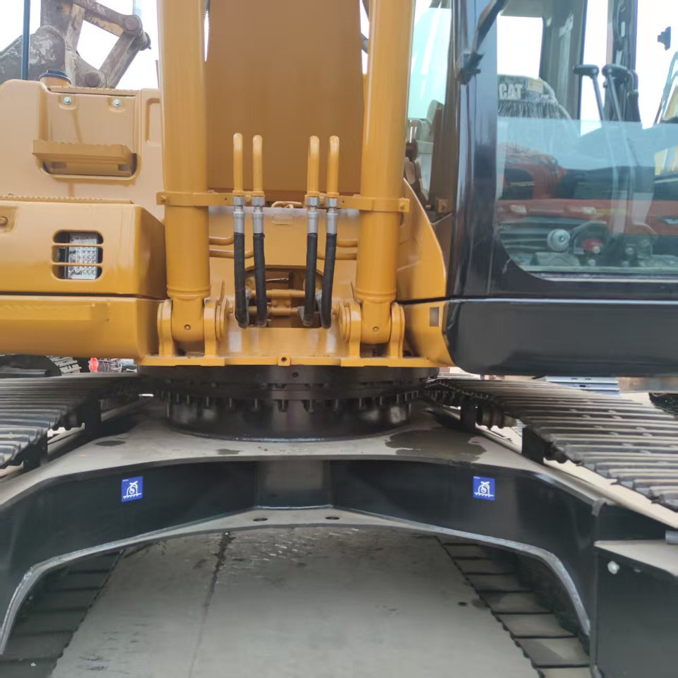 Cat 320cl excavator - Lánctalpas kotró: 5 kép. Cat 320cl excavator - Lánctalpas kotró: 5 kép.