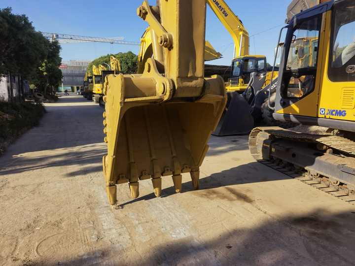 Good condition high efficient Used CAT 329D Excavator Second hand 29 ton Heavy excavator second-hand excavator - Lánctalpas kotró: 5 kép. Good condition high efficient Used CAT 329D Excavator Second hand 29 ton Heavy excavator second-hand excavator - Lánctalpas kotró: 5 kép.