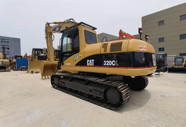 High quality low price used CAT320CL excavator second hand hydraulic crawler excavator CAT 320CL used digger for sale - Lánctalpas kotró: 5 kép. High quality low price used CAT320CL excavator second hand hydraulic crawler excavator CAT 320CL used digger for sale - Lánctalpas kotró: 5 kép.