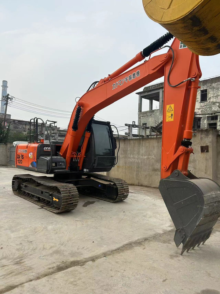 Hitachi ZX120 Excavator - Lánctalpas kotró: 4 kép. Hitachi ZX120 Excavator - Lánctalpas kotró: 4 kép.