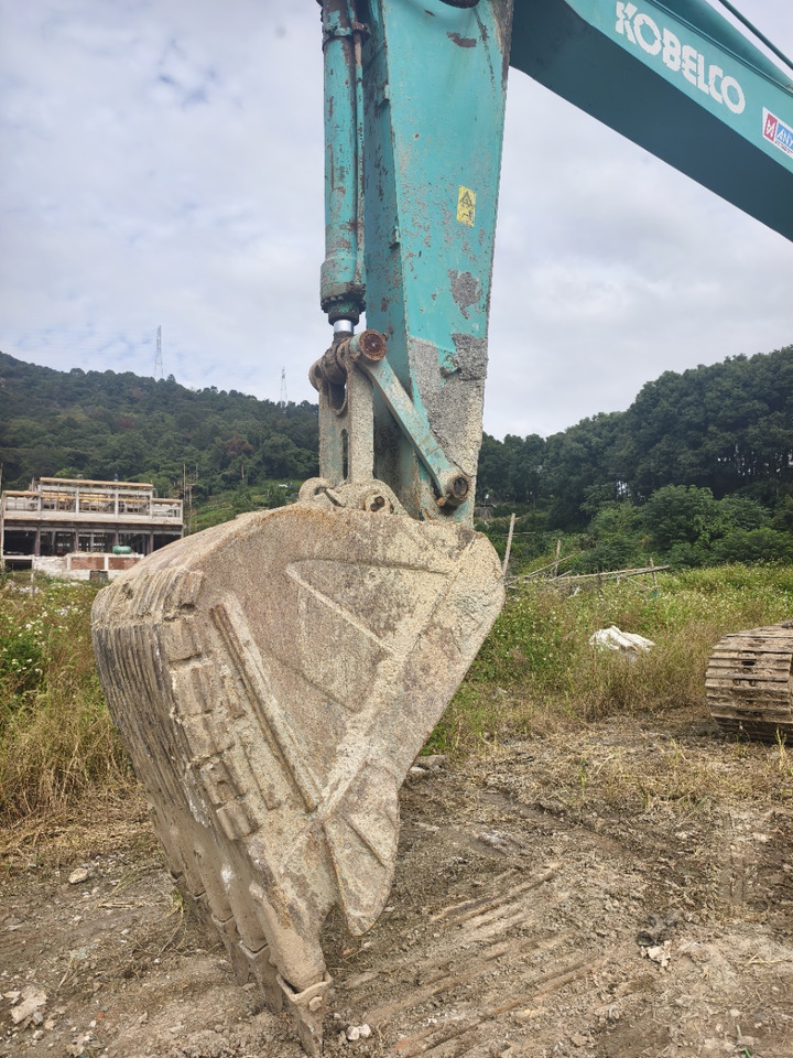 Lánctalpas kotró KOBELCO Kobelco SK200-8 Crawler excavator: 6 kép.
