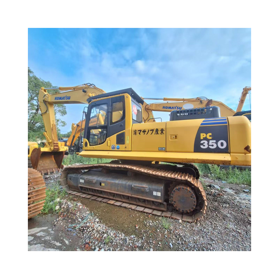 Komatsu PC350-8 excavator - Lánctalpas kotró: 2 kép. Komatsu PC350-8 excavator - Lánctalpas kotró: 2 kép.