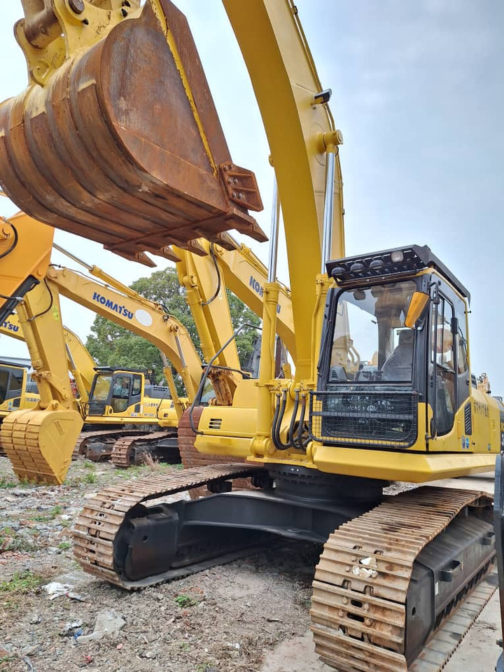 Komatsu PC350-8 excavator - Lánctalpas kotró: 1 kép. Komatsu PC350-8 excavator - Lánctalpas kotró: 1 kép.