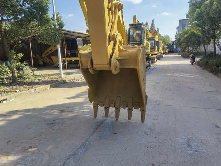 Original high quality low price Used CAT325D excavator Used heavy machine of cat 325c in good condition for sale - Lánctalpas kotró: 5 kép. Original high quality low price Used CAT325D excavator Used heavy machine of cat 325c in good condition for sale - Lánctalpas kotró: 5 kép.