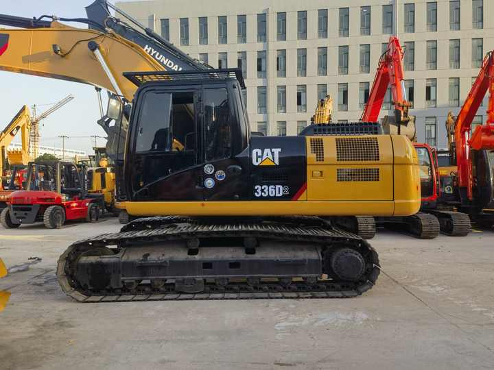 Second-hand secondhand 36 ton used caterpillar cat 336 d 336d 336dl 336d2 cat336 cat336d cat336d2 cheap used excavator - Kotrógép: 3 kép. Second-hand secondhand 36 ton used caterpillar cat 336 d 336d 336dl 336d2 cat336 cat336d cat336d2 cheap used excavator - Kotrógép: 3 kép.