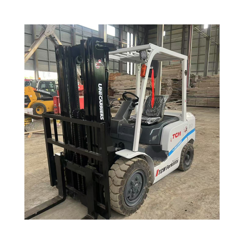TCM FD30 Forklift - Dízel targonca: 5 kép. TCM FD30 Forklift - Dízel targonca: 5 kép.