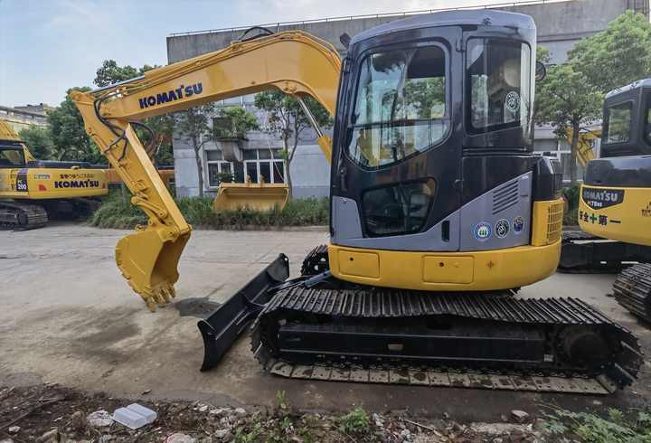 Used Komatsu Pc78 Excavator pc78us in Good condition pc70 60 55 56 90 Komatsu mini excavators in stock - Kotrógép: 4 kép. Used Komatsu Pc78 Excavator pc78us in Good condition pc70 60 55 56 90 Komatsu mini excavators in stock - Kotrógép: 4 kép.