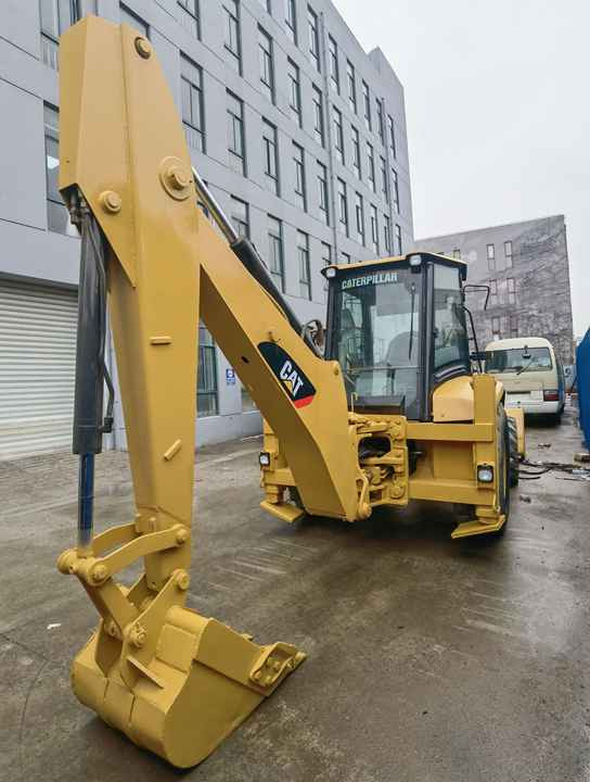 Caterpillar 420F backhoe loader used 420F CAT JCB 3CX 4CX cat backhoe excavator loader 4x4 - Kotrórakodó: 3 kép. Caterpillar 420F backhoe loader used 420F CAT JCB 3CX 4CX cat backhoe excavator loader 4x4 - Kotrórakodó: 3 kép.