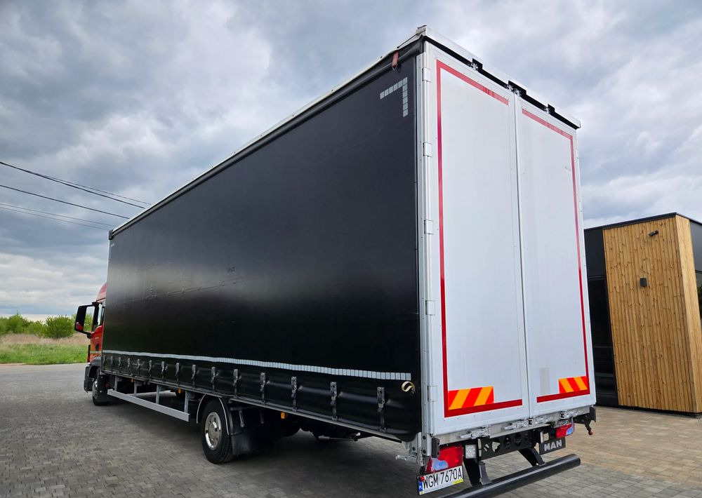 MAN TGL 12.250 - Nyergesvontató: 5 kép. MAN TGL 12.250 - Nyergesvontató: 5 kép.