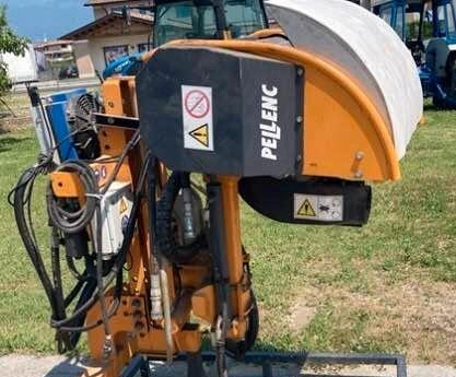Defogliatrice Pellenc Turbo Exfolia - Mezőgazdasági gépek: 2 kép. Defogliatrice Pellenc Turbo Exfolia - Mezőgazdasági gépek: 2 kép.