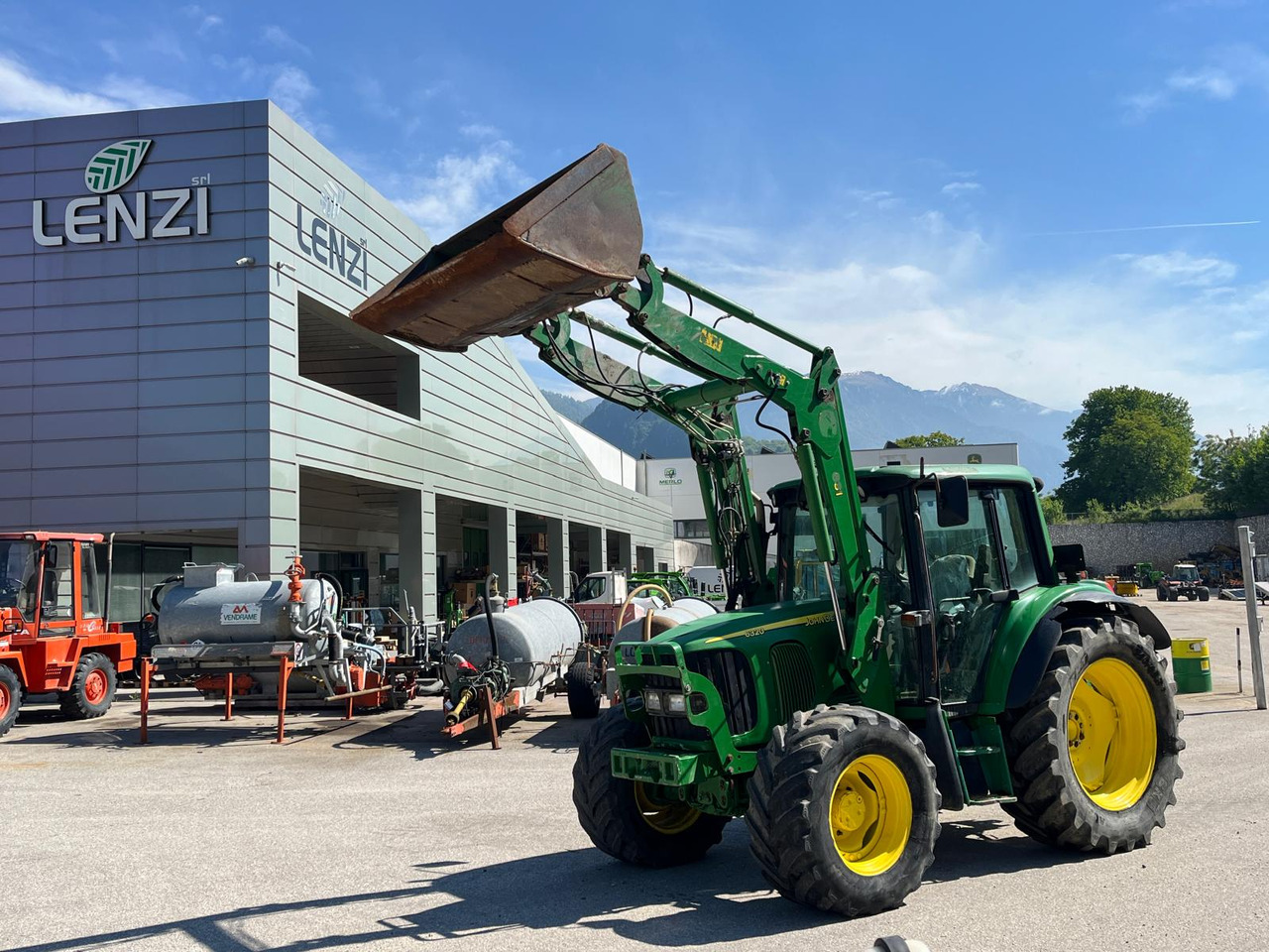 Traktor JOHN DEERE 6320: 1 kép.