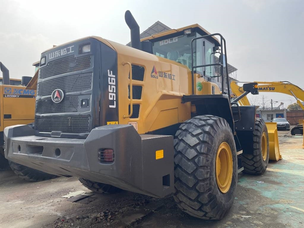 临工 956 - Gumikerekes homlokrakodó: 3 kép. 临工 956 - Gumikerekes homlokrakodó: 3 kép.