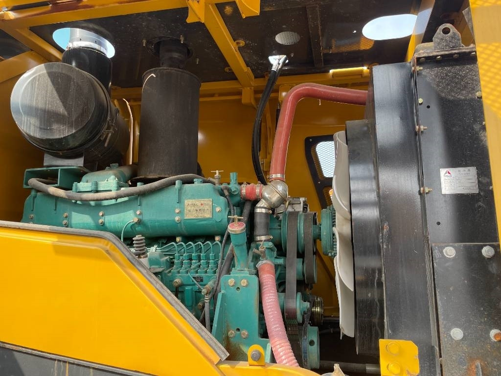 临工 956 - Gumikerekes homlokrakodó: 5 kép. 临工 956 - Gumikerekes homlokrakodó: 5 kép.