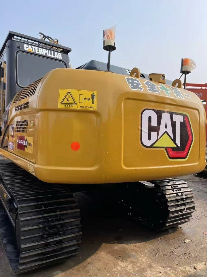 CAT 315 - Lánctalpas kotró: 3 kép. CAT 315 - Lánctalpas kotró: 3 kép.
