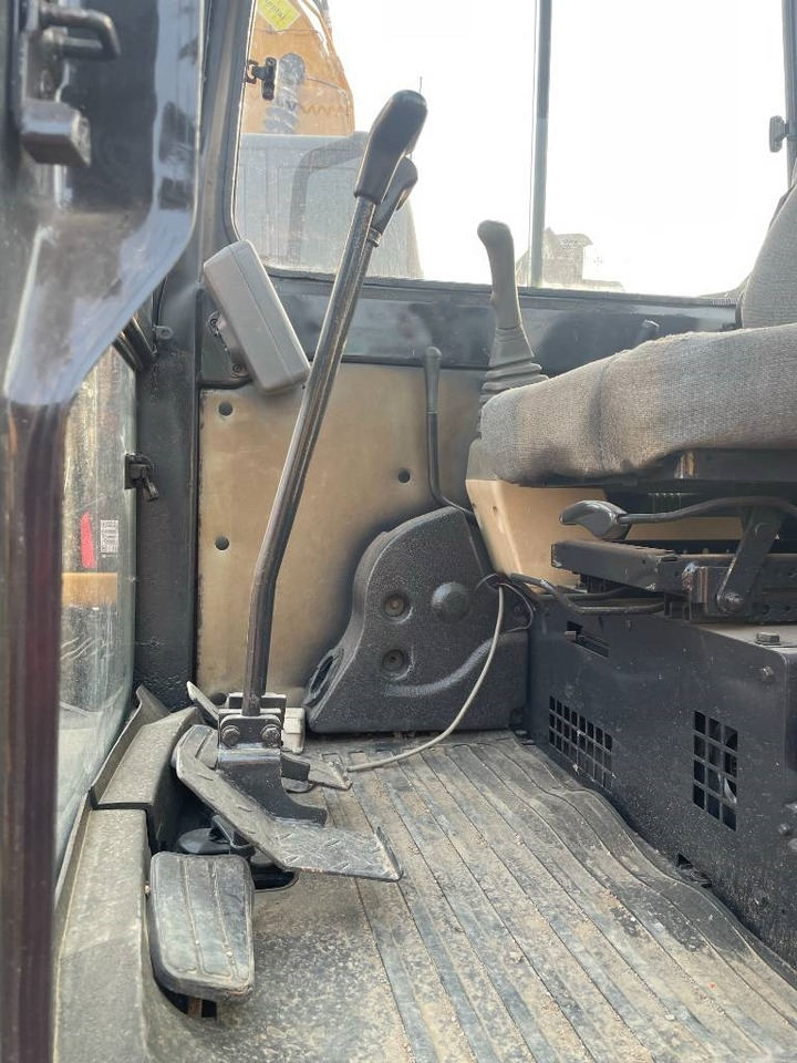 Doosan DH 55 - Minikotró: 4 kép. Doosan DH 55 - Minikotró: 4 kép.