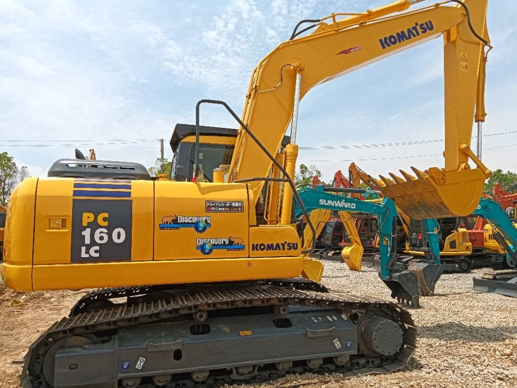 Komatsu PC 160 - Lánctalpas kotró: 1 kép. Komatsu PC 160 - Lánctalpas kotró: 1 kép.