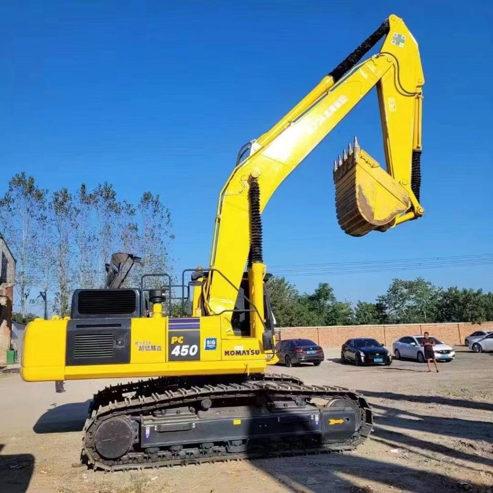 Komatsu PC 450 - Lánctalpas kotró: 1 kép. Komatsu PC 450 - Lánctalpas kotró: 1 kép.