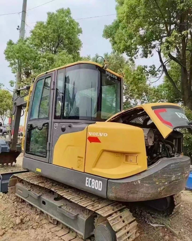 Volvo EC 80 D - Lánctalpas kotró: 1 kép. Volvo EC 80 D - Lánctalpas kotró: 1 kép.