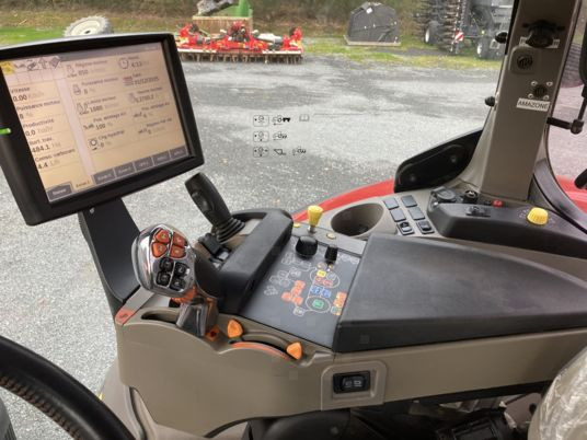 Case IH PUMA CVX 200 - Traktor: 4 kép. Case IH PUMA CVX 200 - Traktor: 4 kép.