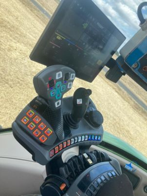 Fendt 718 PROFI PLUS - Traktor: 5 kép. Fendt 718 PROFI PLUS - Traktor: 5 kép.